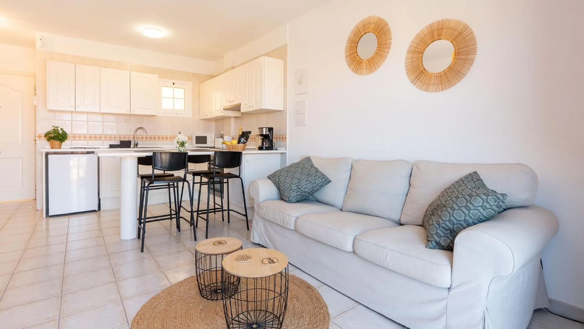 Agradable Y Comodo Apartamento En La Finca Chayofa Spain
